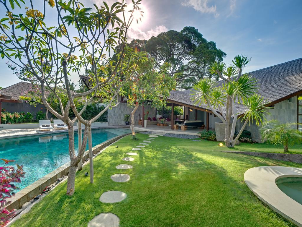 The Layar - Designer Villas And Spa, Chse Certified Seminyak Esterno foto